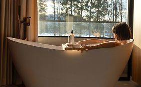 Villa T Apartments & Spa